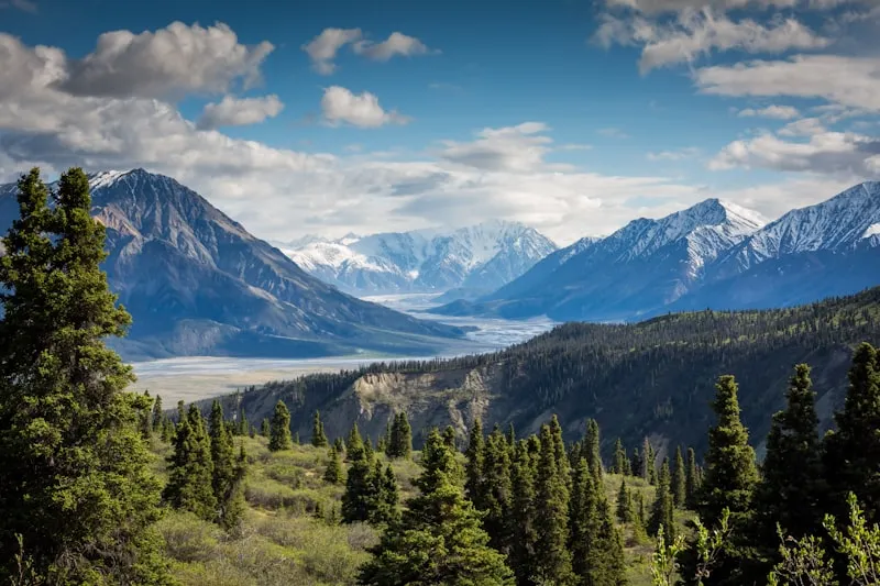 Scenic mountain peaks and outdoor recreation in Utah