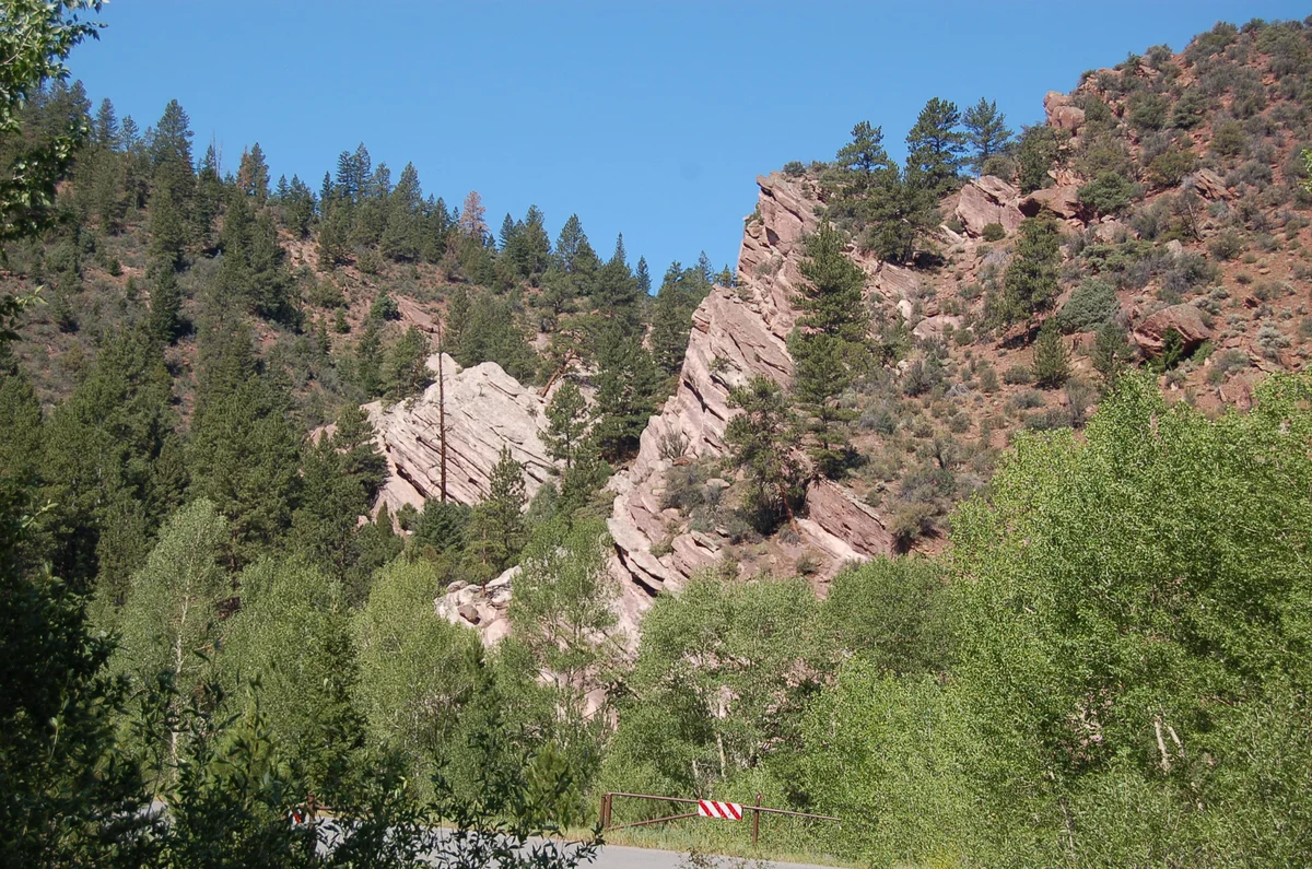Sheep Creek Canyon Geological Area upturned rock strata in Daggett County